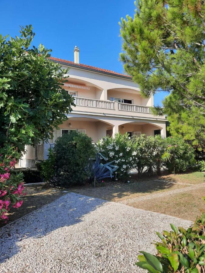 Apartmani Sruk Sukošan Εξωτερικό φωτογραφία